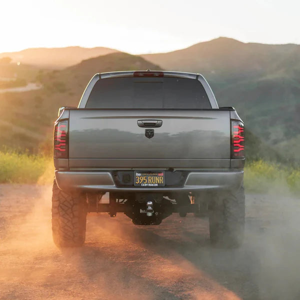 02-06 Dodge Ram 1500/03-06 Dodge Ram 2500/3500 Truck LUXX-Series LED Tail Lights